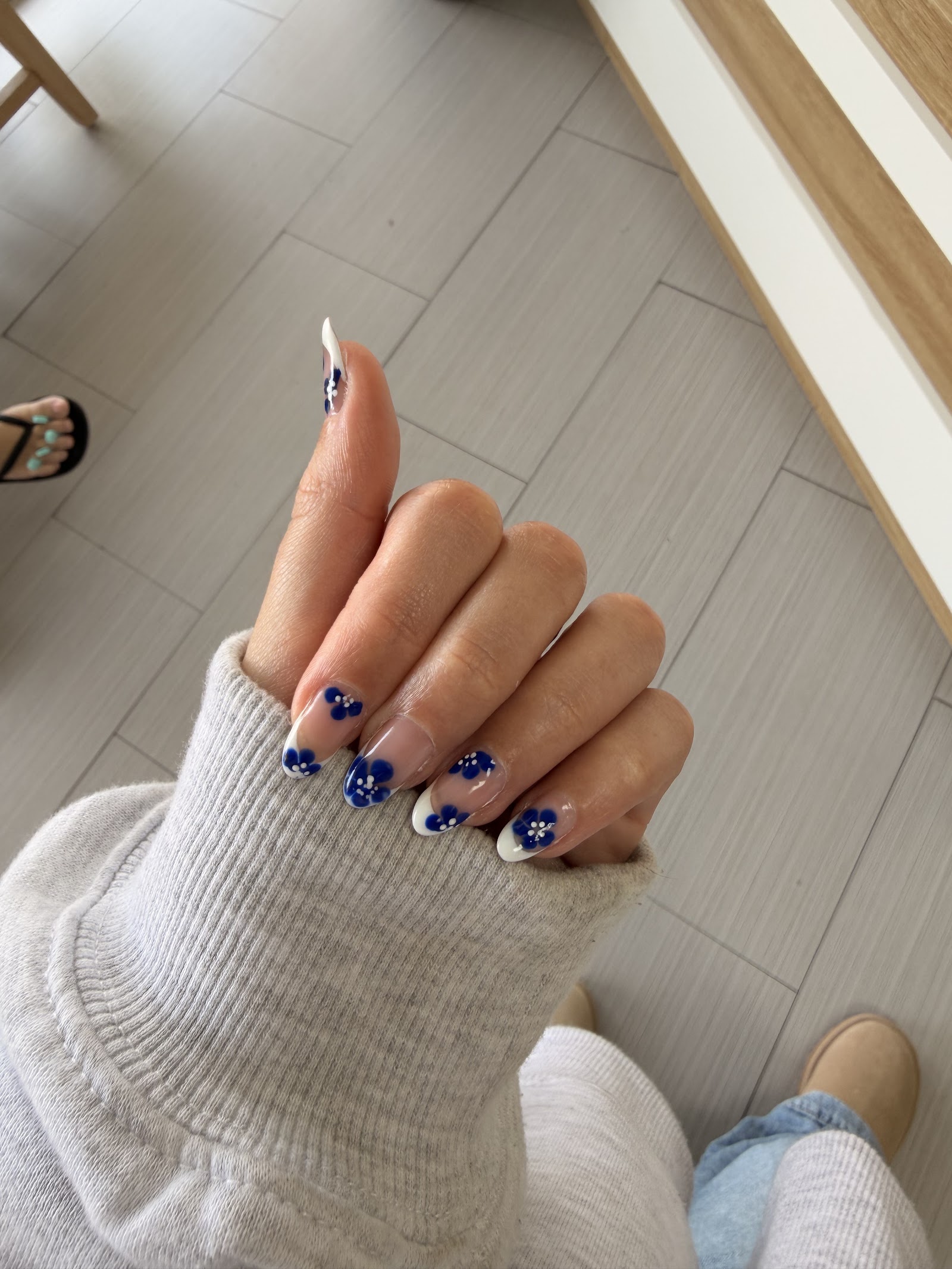 Layla Nails Spa nail photo 4